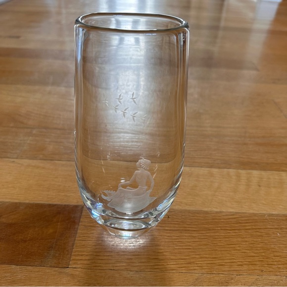 Swedish Mid Century Orrefors Etched Glass Vase. - Picture 3 of 7
